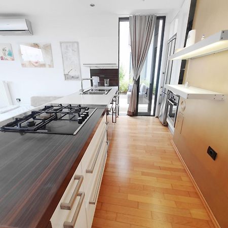 Bella Vista Lux Apartment With Private Terace Koper Exterior photo